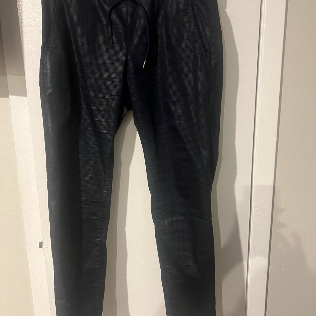 Bevy Flog Size 29 Navy Pant